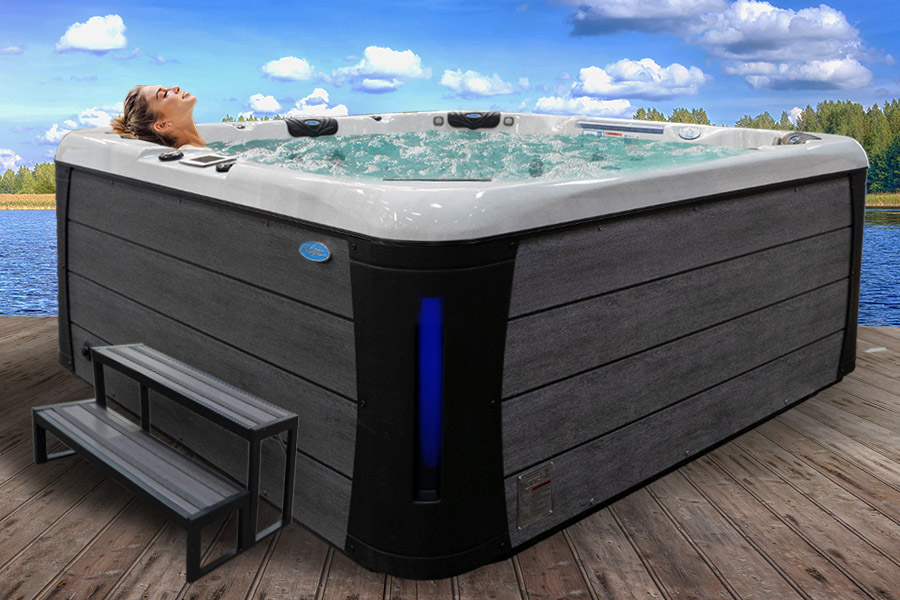 Luxury jacuzzi in the house with a beautiful view of nature, interior  ilustración de Stock